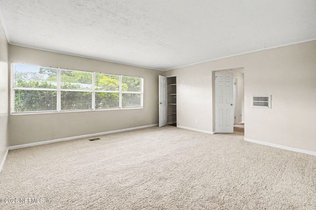 6240 ELISE Drive, Jacksonville, FL 32211