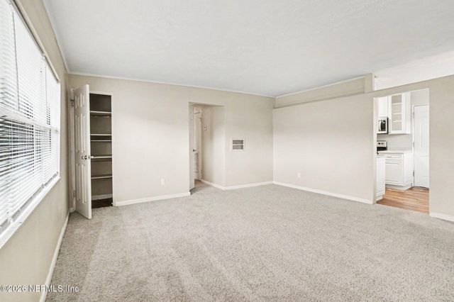 6240 ELISE Drive, Jacksonville, FL 32211