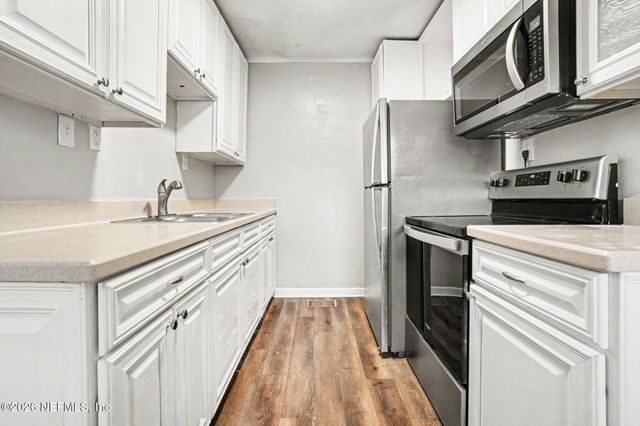 6240 ELISE Drive, Jacksonville, FL 32211