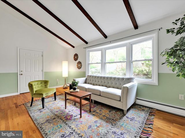 2370 HENBIRD LANE, Lancaster, PA 17601