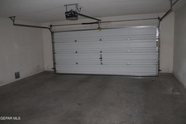 13985 SANDY ROCK Drive, El Paso, TX 79938