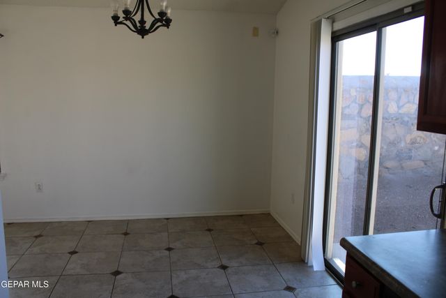 13985 SANDY ROCK Drive, El Paso, TX 79938