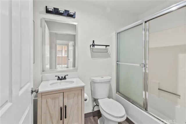 19350 Sherman Way 125, Reseda, CA 91335