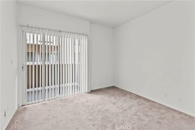 19350 Sherman Way 125, Reseda, CA 91335