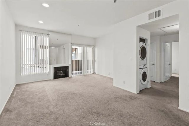 19350 Sherman Way 125, Reseda, CA 91335