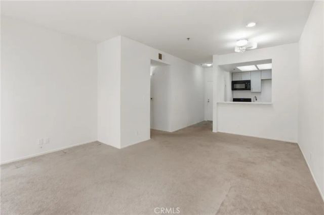 19350 Sherman Way 125, Reseda, CA 91335