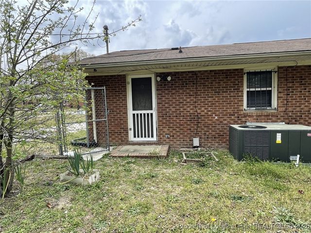 4956 Fieldcrest Drive B, Fayetteville, NC 28303