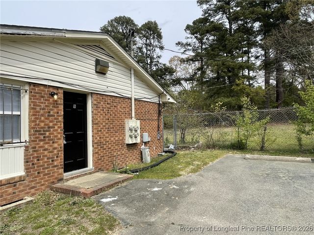 4956 Fieldcrest Drive B, Fayetteville, NC 28303