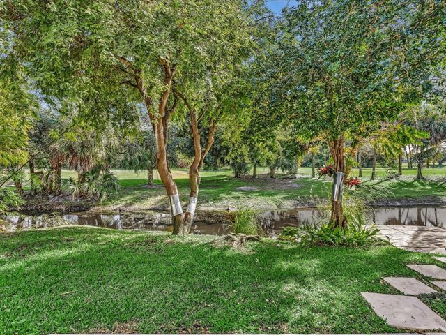 3580 Canary Palm Ct, Pompano Beach, FL 33069