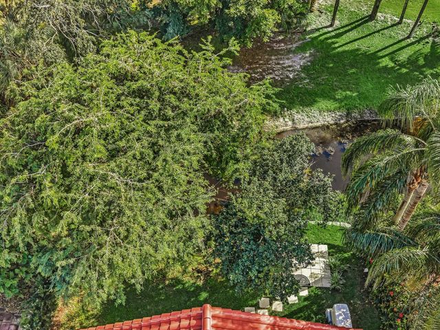 3580 Canary Palm Ct, Pompano Beach, FL 33069