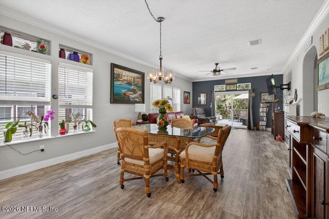 293 MAXWELL Drive, Welaka, FL 32193