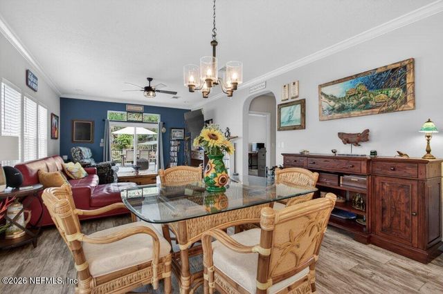293 MAXWELL Drive, Welaka, FL 32193