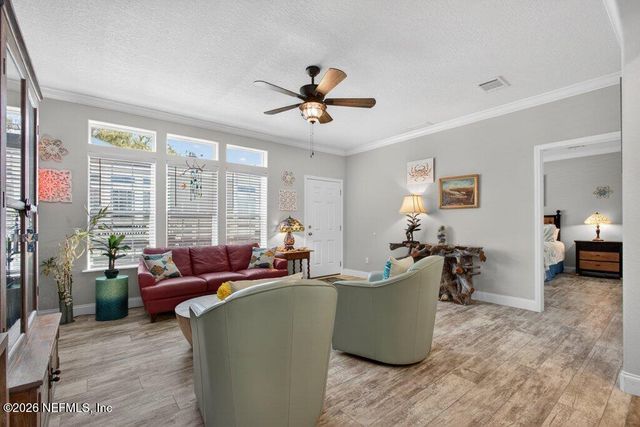 293 MAXWELL Drive, Welaka, FL 32193