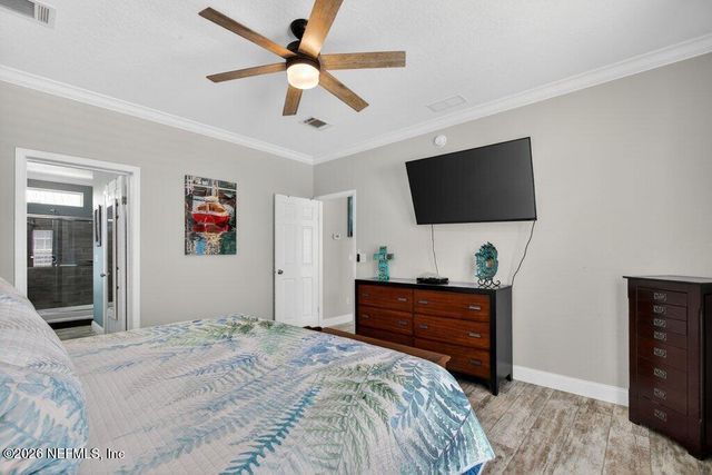 293 MAXWELL Drive, Welaka, FL 32193