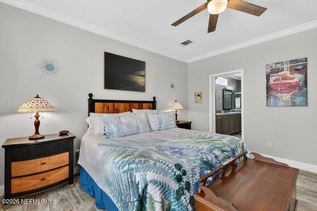 293 MAXWELL Drive, Welaka, FL 32193