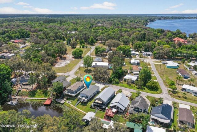 293 MAXWELL Drive, Welaka, FL 32193