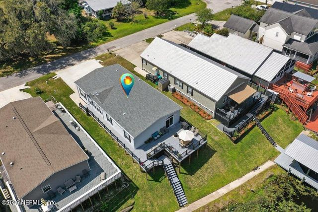 293 MAXWELL Drive, Welaka, FL 32193