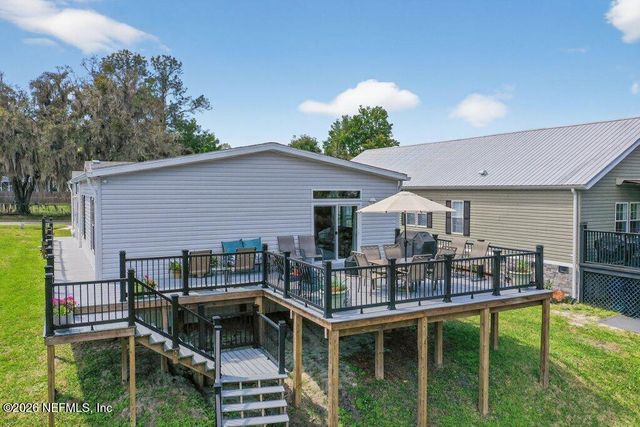 293 MAXWELL Drive, Welaka, FL 32193