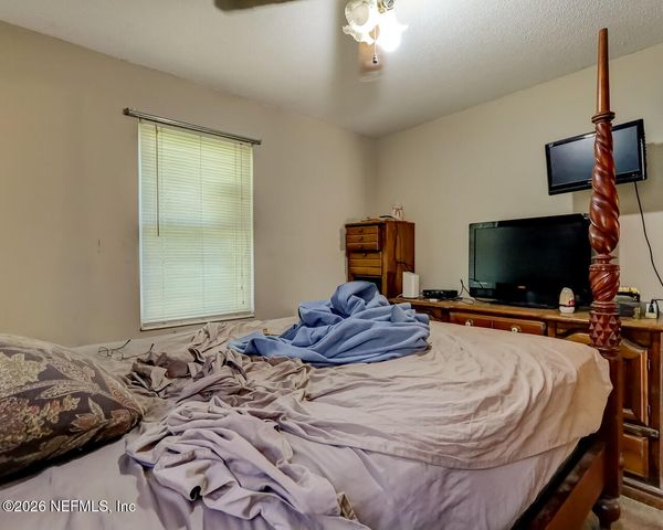 919 S 12TH Street, Fernandina Beach, FL 32034