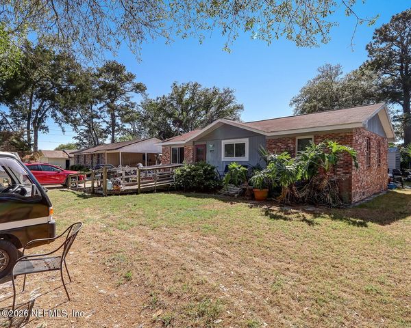 919 S 12TH Street, Fernandina Beach, FL 32034