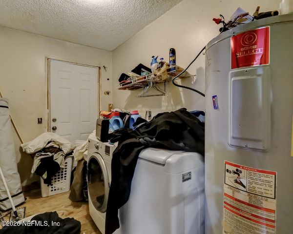 919 S 12TH Street, Fernandina Beach, FL 32034