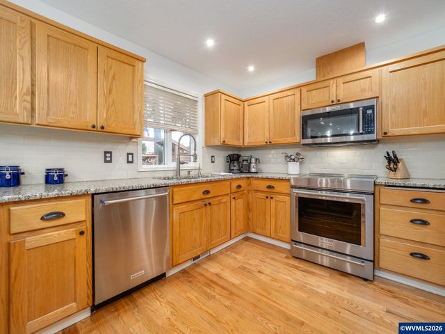 129 Nicholas Wy, Newberg, OR 97132