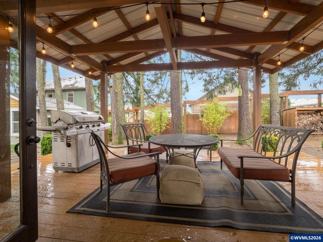 129 Nicholas Wy, Newberg, OR 97132