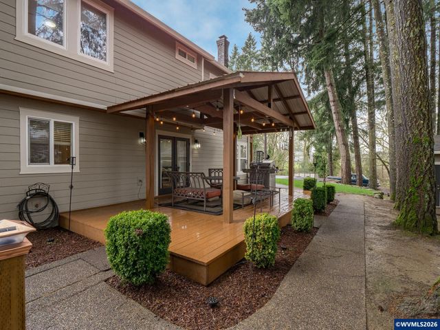 129 Nicholas Wy, Newberg, OR 97132