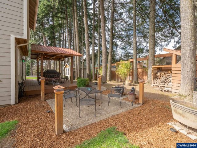 129 Nicholas Wy, Newberg, OR 97132