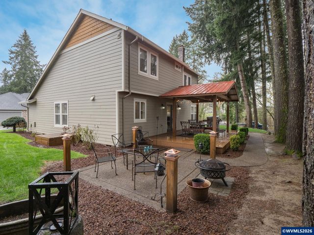 129 Nicholas Wy, Newberg, OR 97132