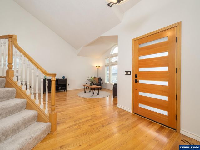 129 Nicholas Wy, Newberg, OR 97132