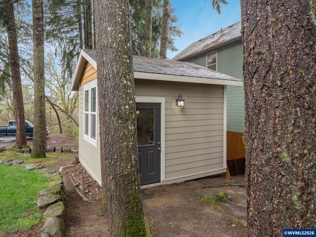 129 Nicholas Wy, Newberg, OR 97132