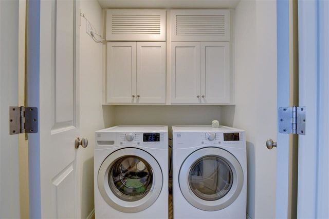 127 Madison Ave Apt 1701, Memphis, TN 38103