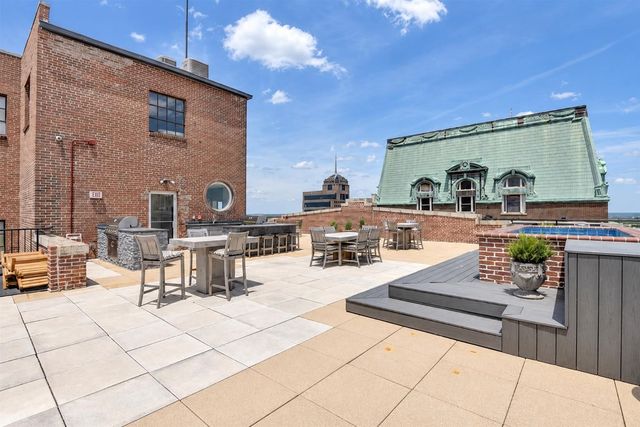 127 Madison Ave Apt 1701, Memphis, TN 38103