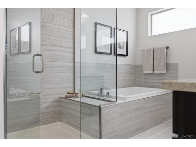 2639 17th St 7, Denver, CO 80211