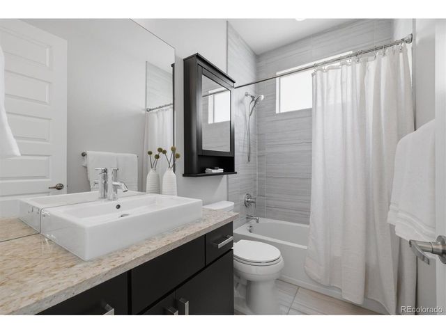 2639 17th St 7, Denver, CO 80211