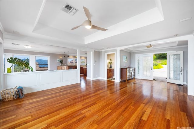 278 Makaweli Place, Honolulu, HI 96825