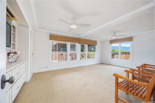 278 Makaweli Place, Honolulu, HI 96825