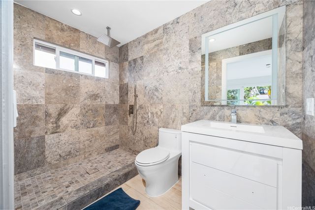 278 Makaweli Place, Honolulu, HI 96825