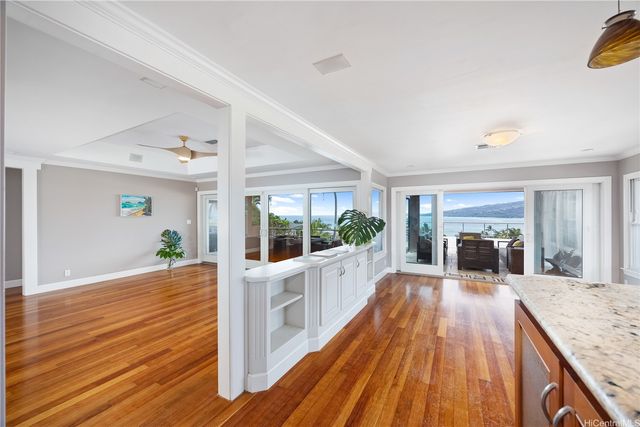 278 Makaweli Place, Honolulu, HI 96825