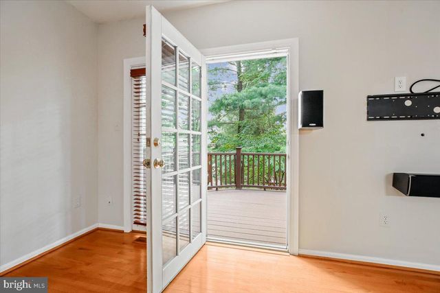 6024 LOGANWOOD, North Bethesda, MD 20852