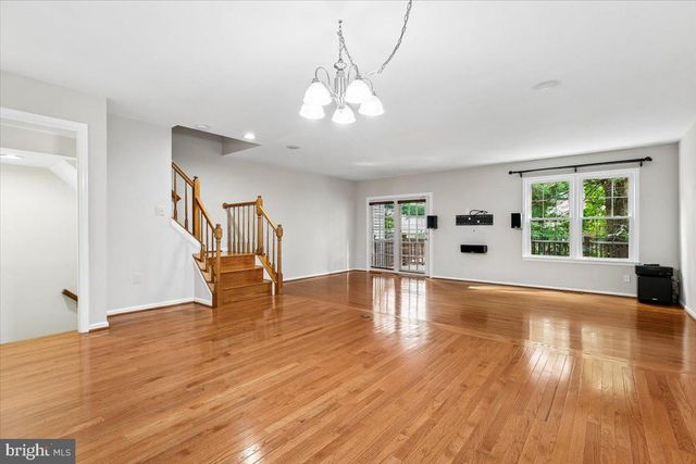 6024 LOGANWOOD, North Bethesda, MD 20852