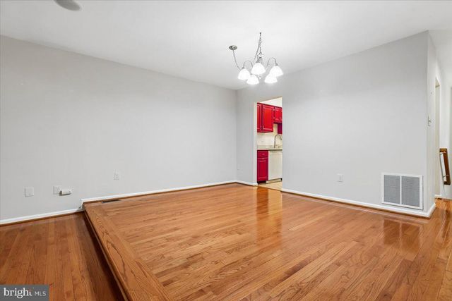 6024 LOGANWOOD, North Bethesda, MD 20852
