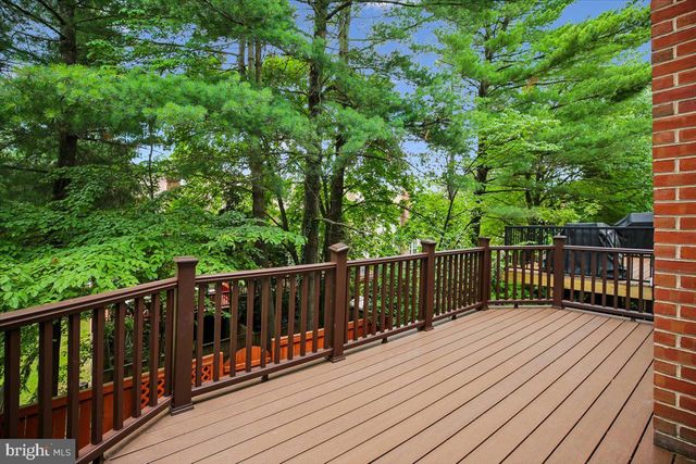 6024 LOGANWOOD, North Bethesda, MD 20852