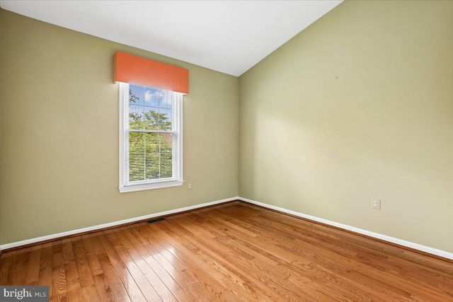 6024 LOGANWOOD, North Bethesda, MD 20852