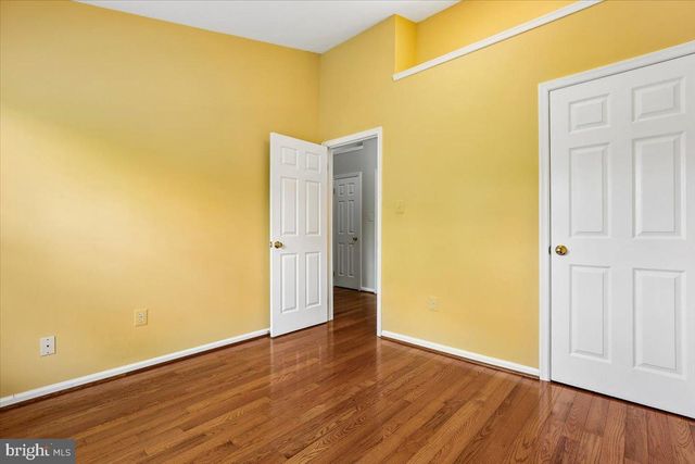 6024 LOGANWOOD, North Bethesda, MD 20852