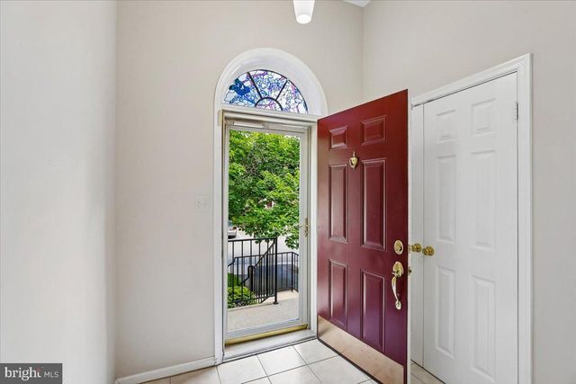 6024 LOGANWOOD, North Bethesda, MD 20852