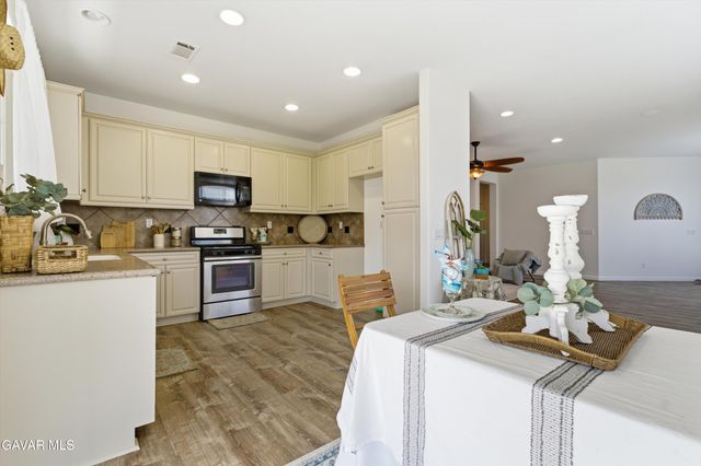 1306 Miranda Court, Tehachapi, CA 93561