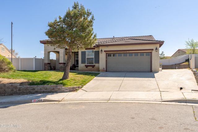 1306 Miranda Court, Tehachapi, CA 93561