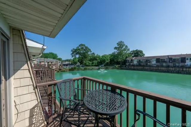 226 Millard 226, Babylon, NY 11704